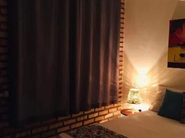 ホテル Pousada Ello