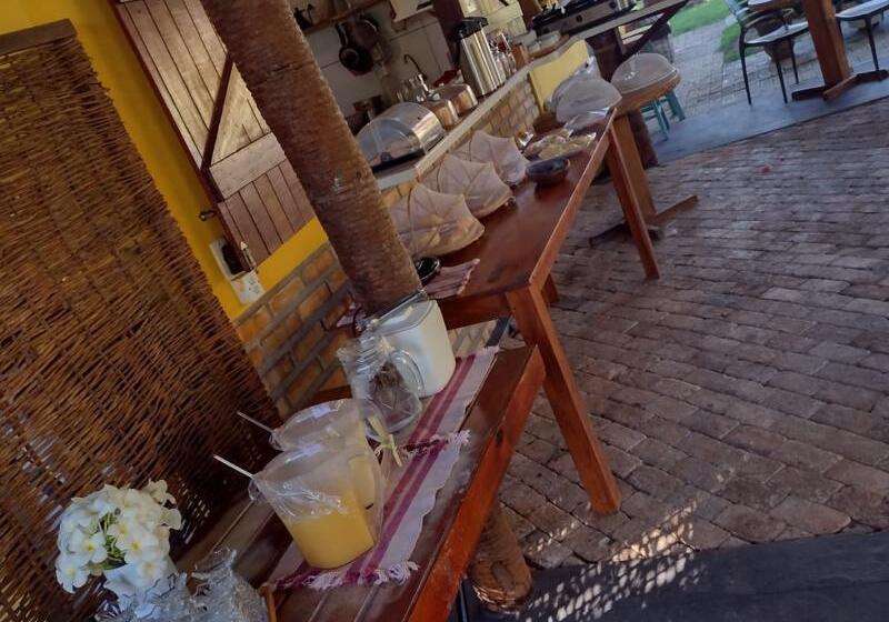 ホテル Pousada Ello