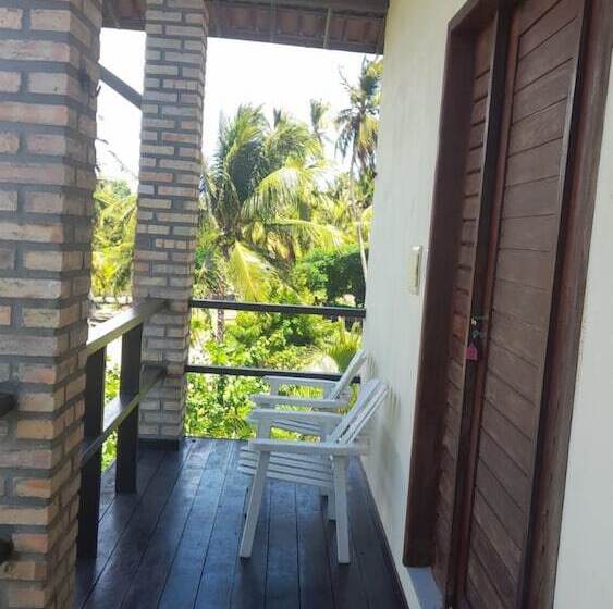 ホテル Pousada Ello