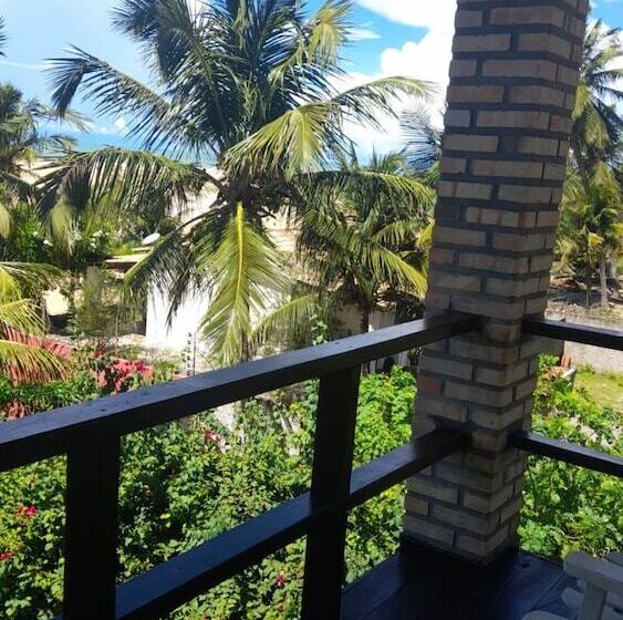 ホテル Pousada Ello