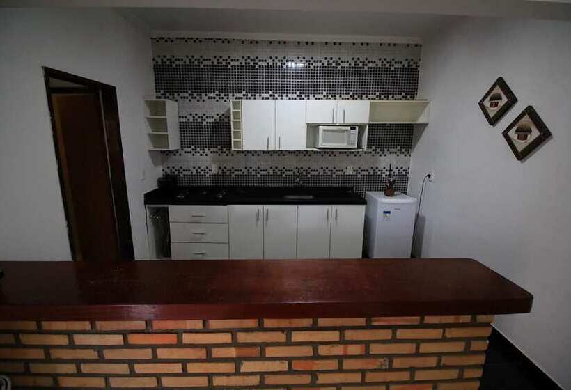 ホテル Pousada Ello