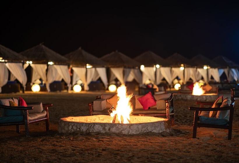 هتل Regency Sealine Camp