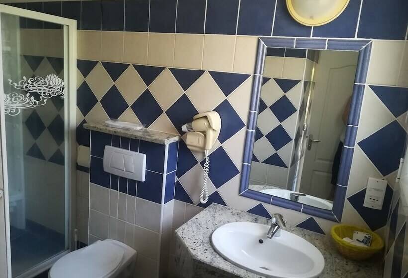 Отель Residence Marina Di A Testa