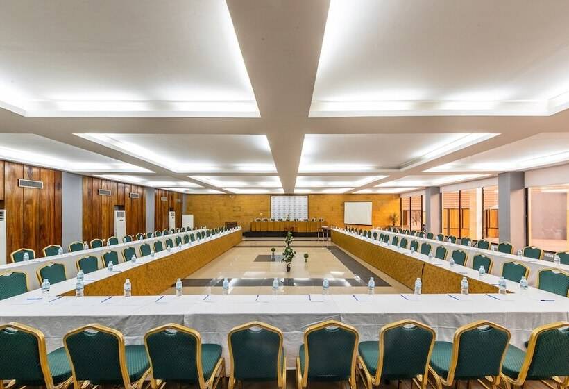 هتل Riviera Royal