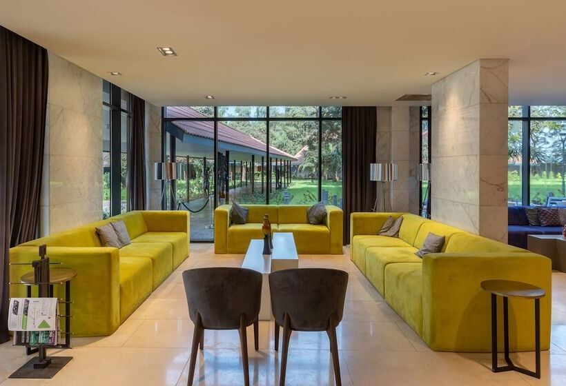 هتل Riviera Royal