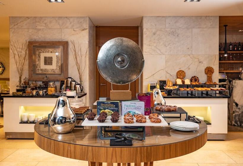 هتل Riviera Royal