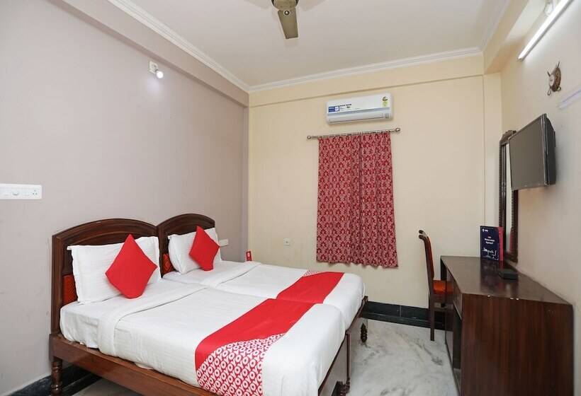 Hotel Rs Corporate Guest House