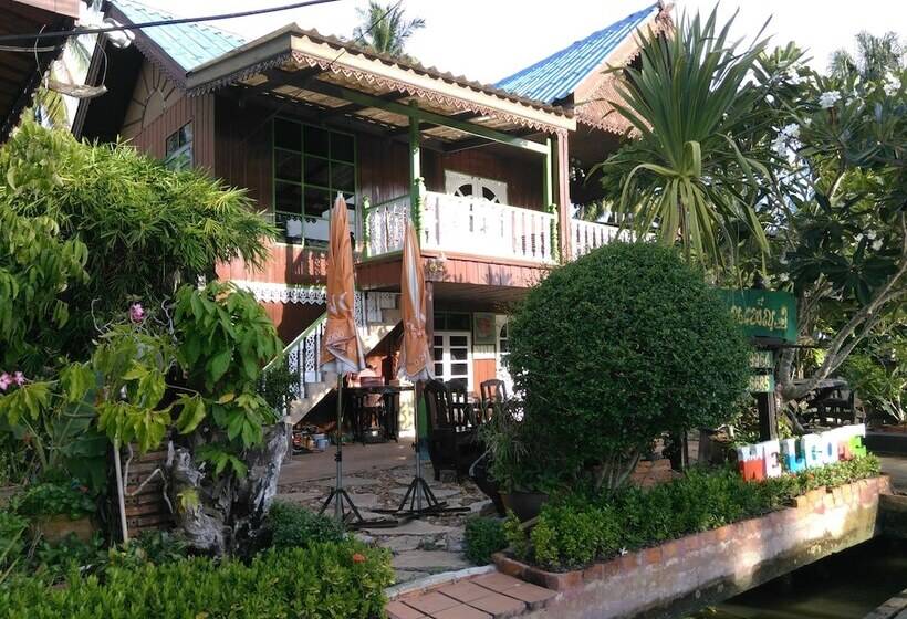 בית מלון כפרי Rueanphen Homestay