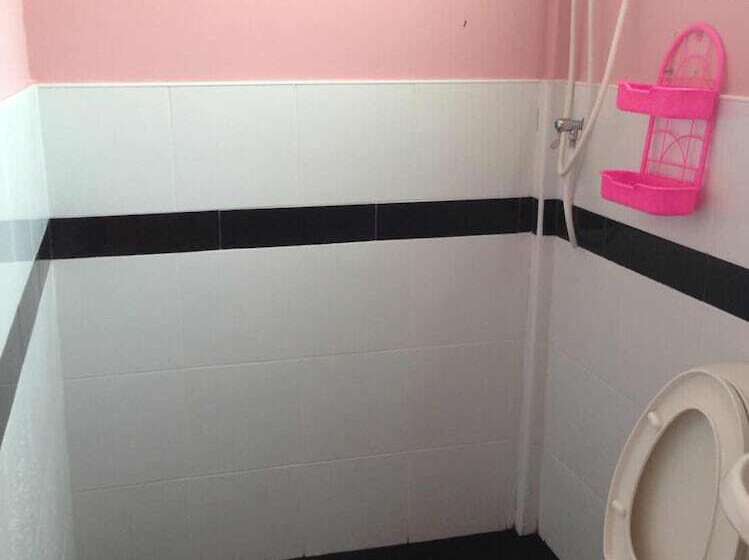 Отель Se Sun Amphawa