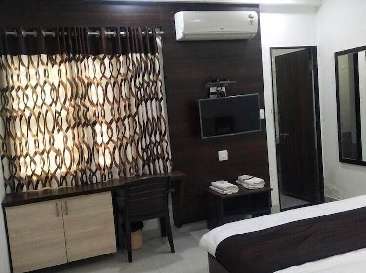 בית מלון כפרי Shree Vallabh