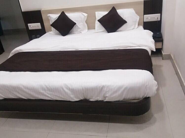 בית מלון כפרי Shree Vallabh