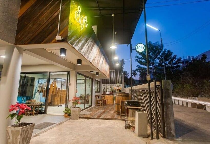 בית מלון כפרי Soft Dormtel Night Bazaar