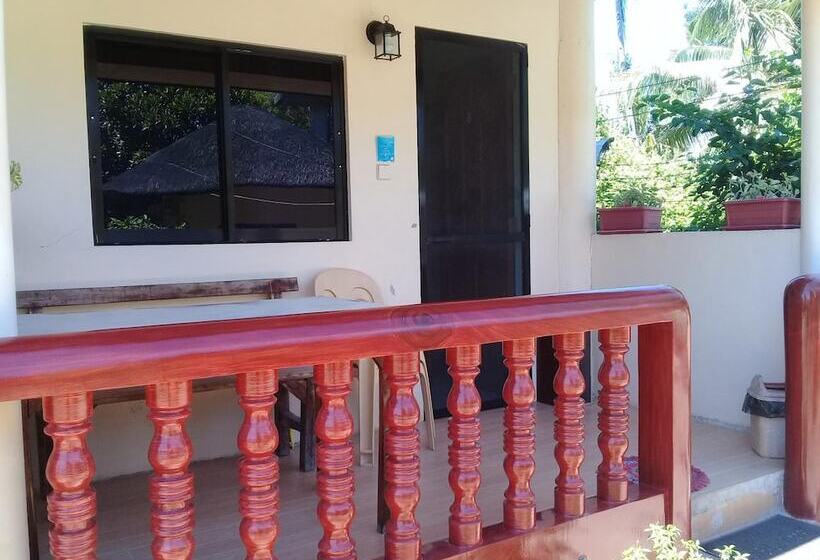 هتل Sunshine Paradise Inn