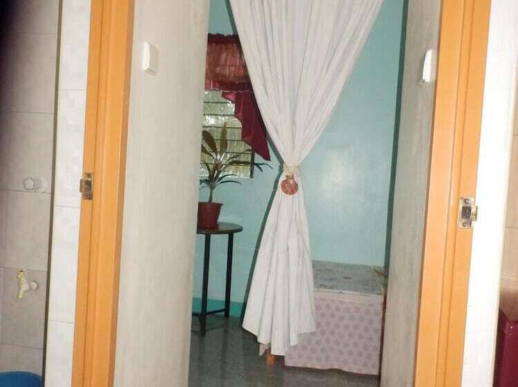 هتل Sunshine Paradise Inn