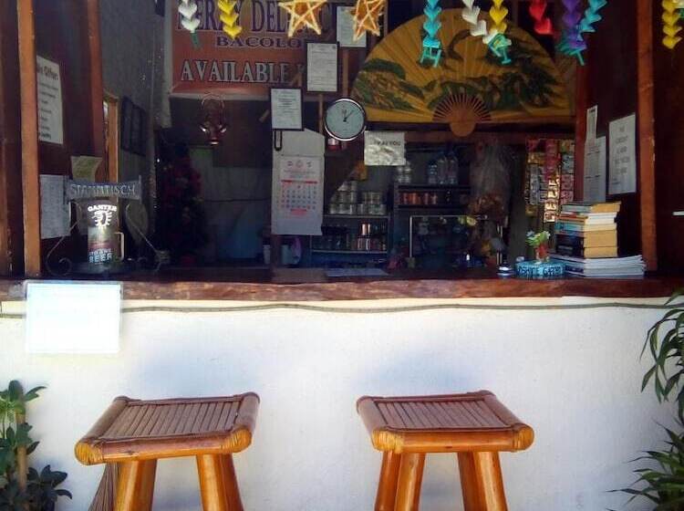 هتل Sunshine Paradise Inn