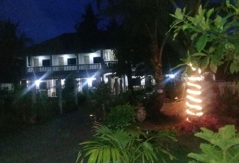 هتل Sunshine Paradise Inn