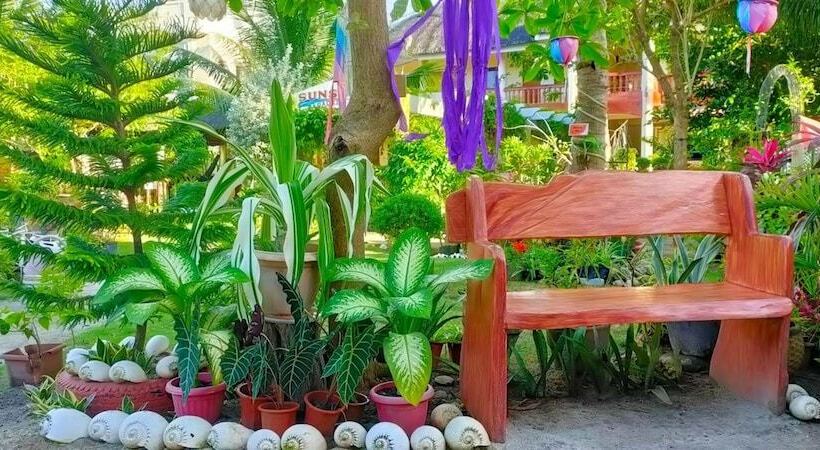 هتل Sunshine Paradise Inn