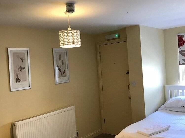 בית מלון כפרי The Dorrington