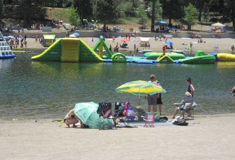 호텔 The North Shore Inn