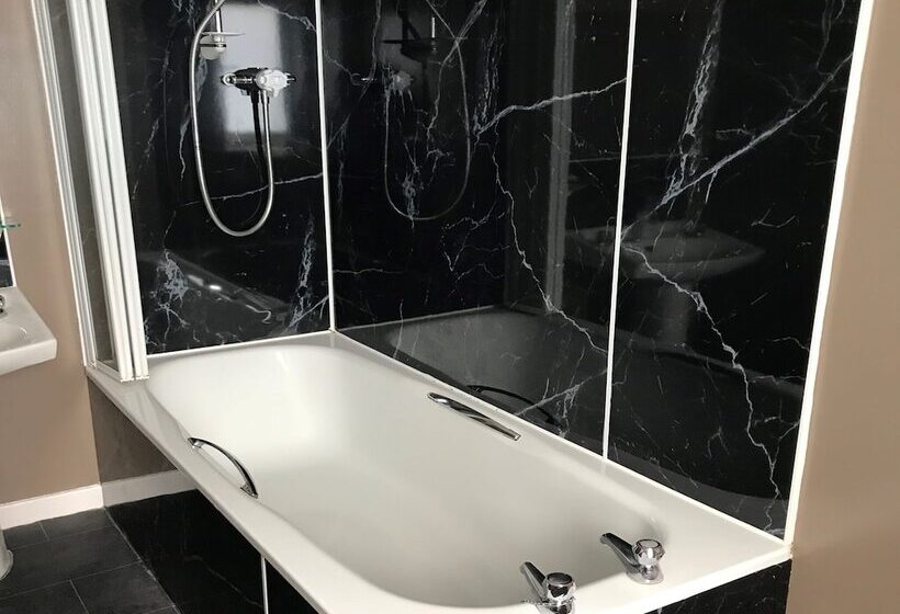 בית מלון כפרי The Old Coach House