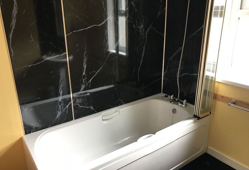 בית מלון כפרי The Old Coach House