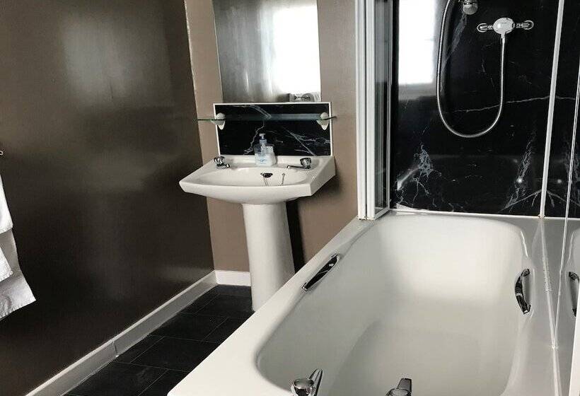 בית מלון כפרי The Old Coach House