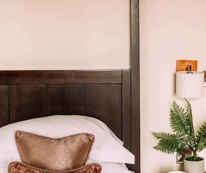 Отель The Royal