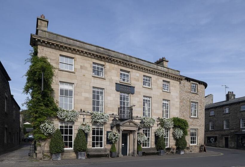 Отель The Royal