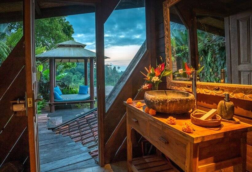 בית מלון כפרי Village Above The Clouds