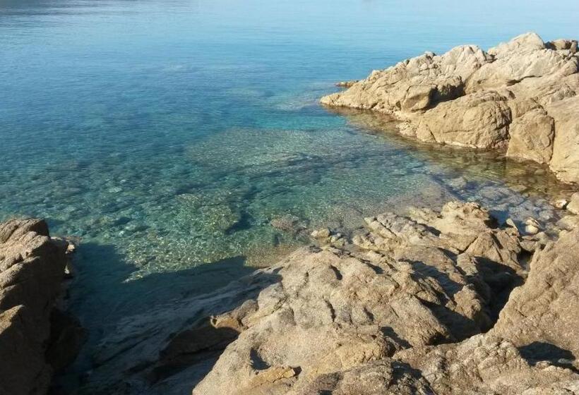 Les Sables Blancs De La Liscia