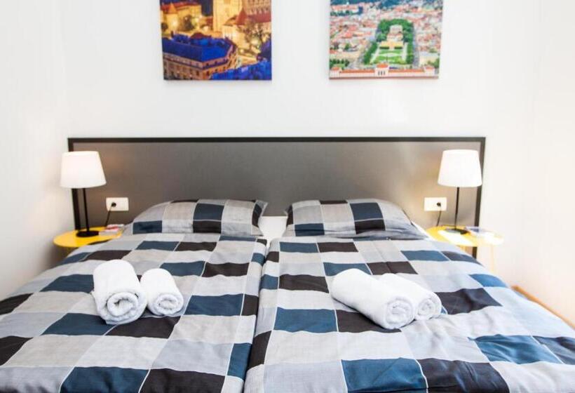 Loox Serviced Apartments Hatzova