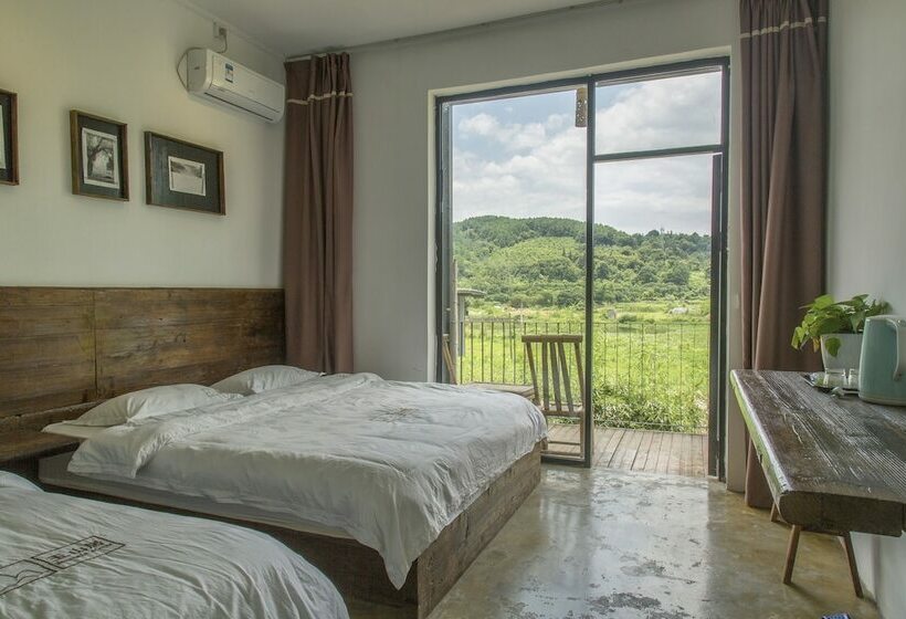 客栈  Mountain Stream