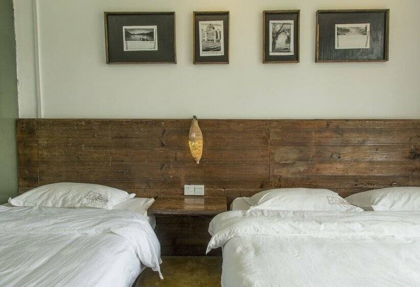 客栈  Mountain Stream