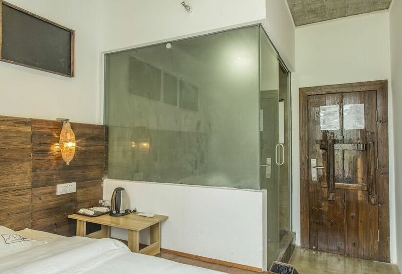 客栈  Mountain Stream