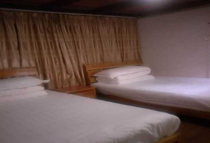 Nanjing Tulou Qingdelou Inn