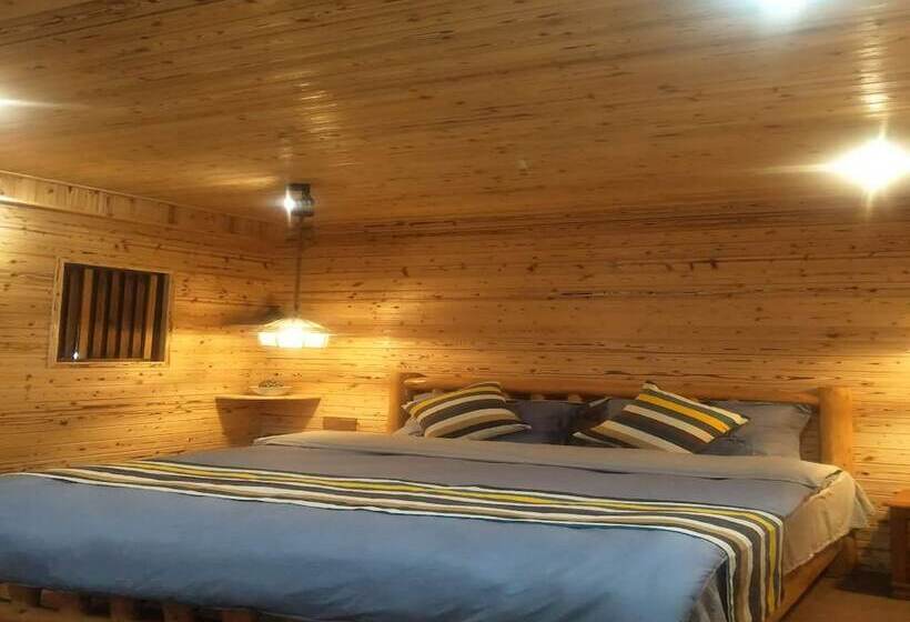 Nanjing Tulou Qingdelou Inn