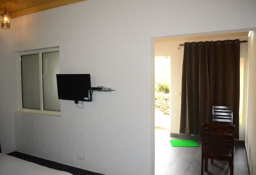 Nature Nest Eco Resort