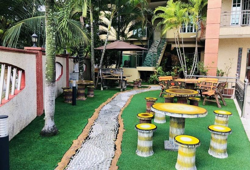 One 5 Residence Homestay