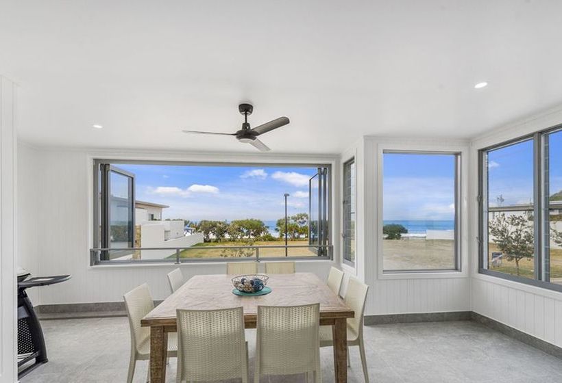 Pearls On Sapphire Beach