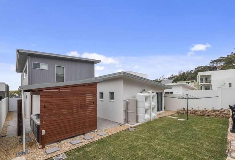 Pearls On Sapphire Beach