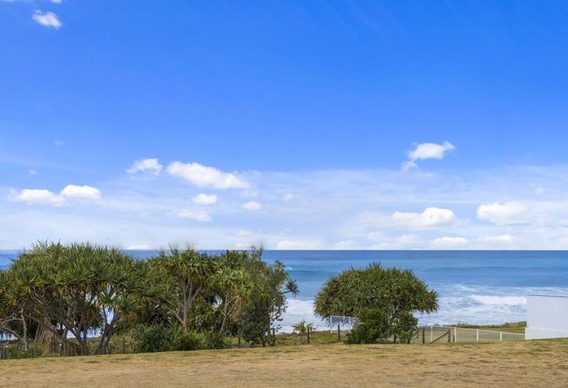 Pearls On Sapphire Beach