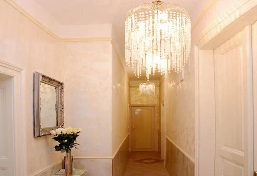 פנסיון Apartments & Rooms Flowers