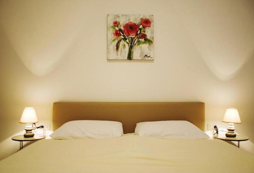 بنسيون Apartments & Rooms Flowers