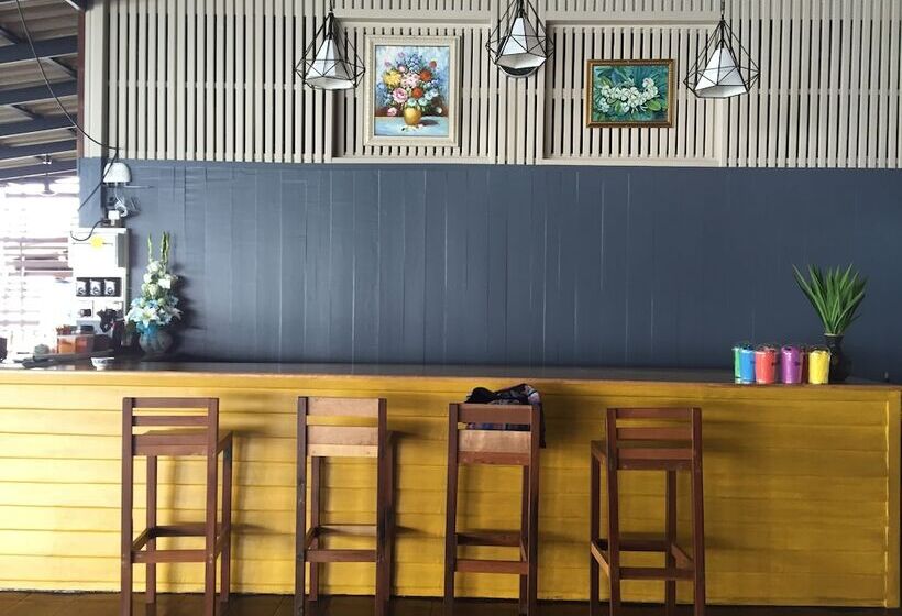 بنسيون Baanchansamut Homestay