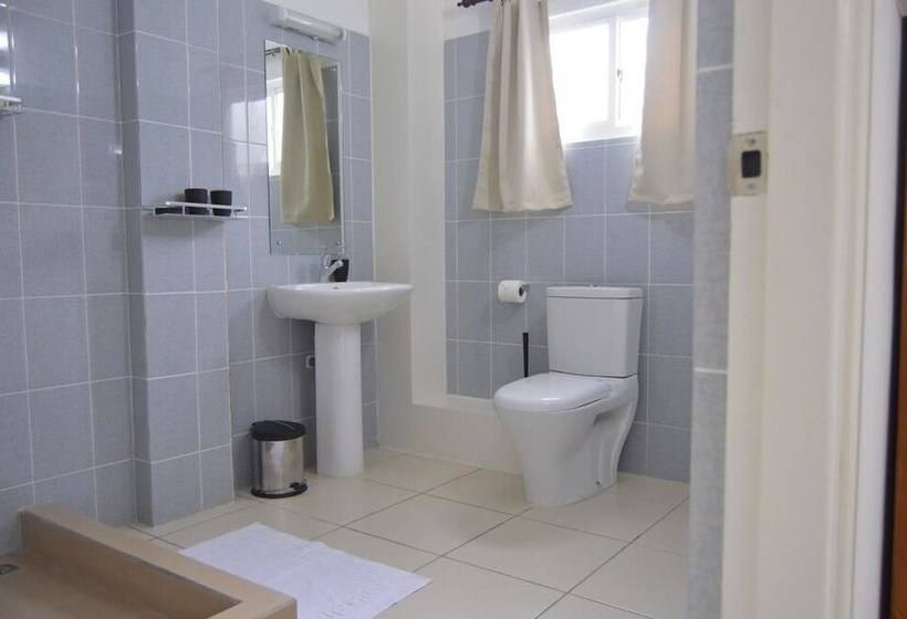 بنسيون Chez Payet Airport Guesthouse