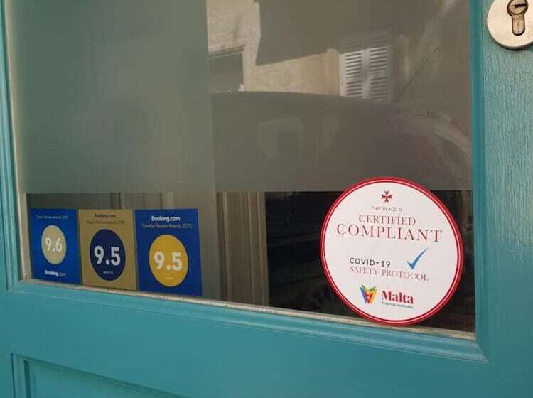 پانسیون D Townhouse Boutique Suites