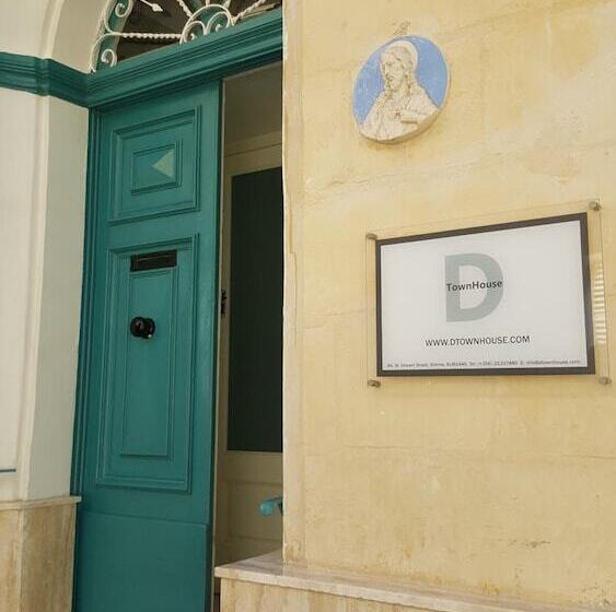 پانسیون D Townhouse Boutique Suites