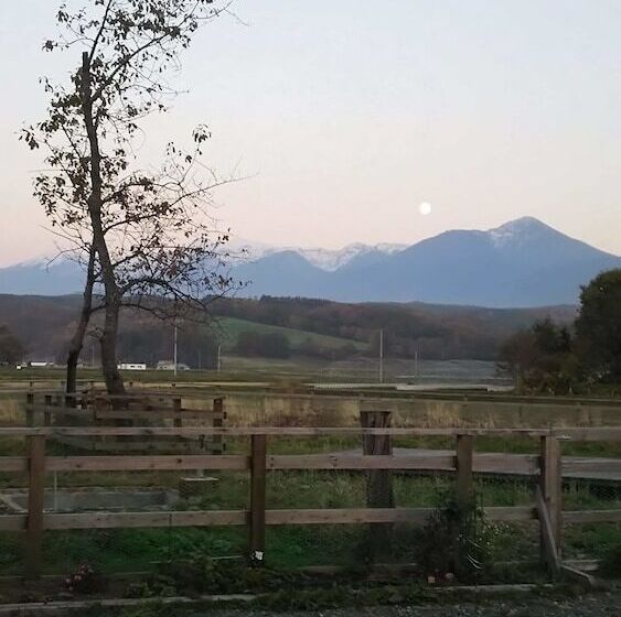 פנסיון Gufo No Mori Kamifurano