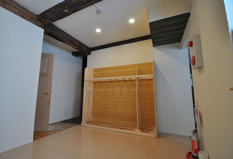 פנסיון Gufo No Mori Kamifurano