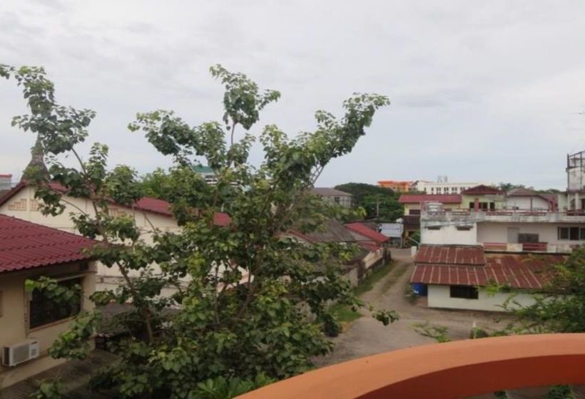 Пансион La Gondola Guesthouse And Restuarant